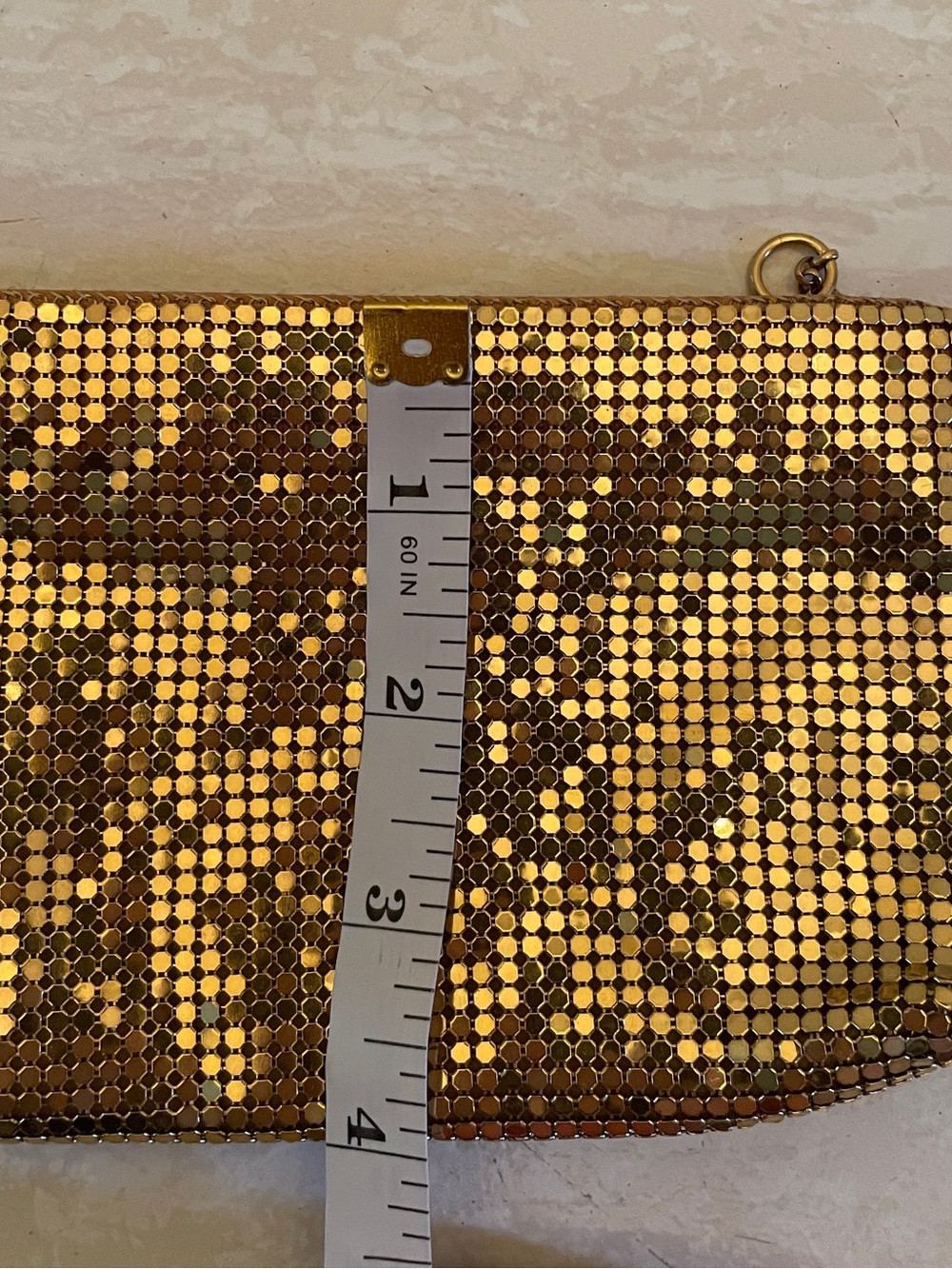 Vintage Gold Liquid Metal Mesh Zipper Pouch Evening oversized coin purse - Picture 9 of 11